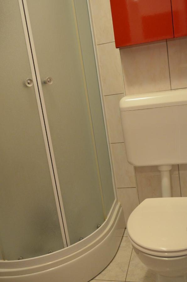 Mihaela Studio Apartmans 150M Near The Beach Kaštela Eksteriør billede